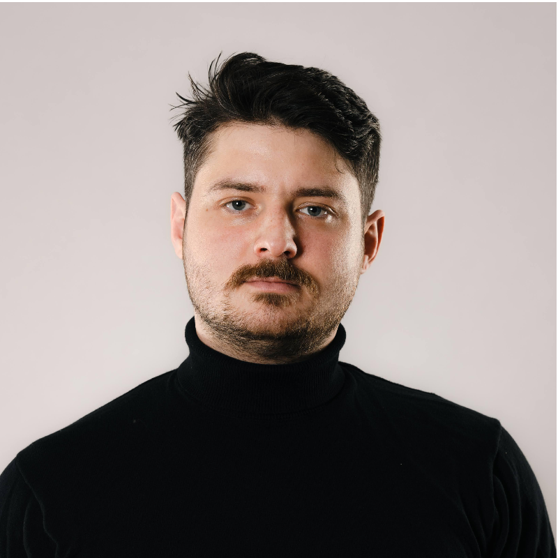  Danylo Poliluev-Schmidt